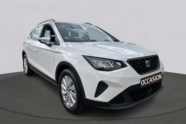 SEAT Arona (2024) thumbnail 3