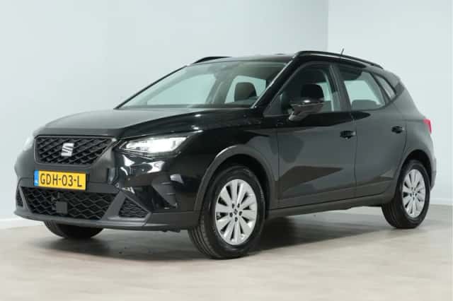 SEAT Arona (2024) thumbnail 1