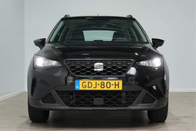 SEAT Arona (2024) thumbnail 2