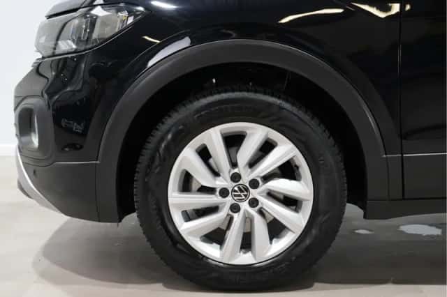 Volkswagen T-Cross (2024) thumbnail 4