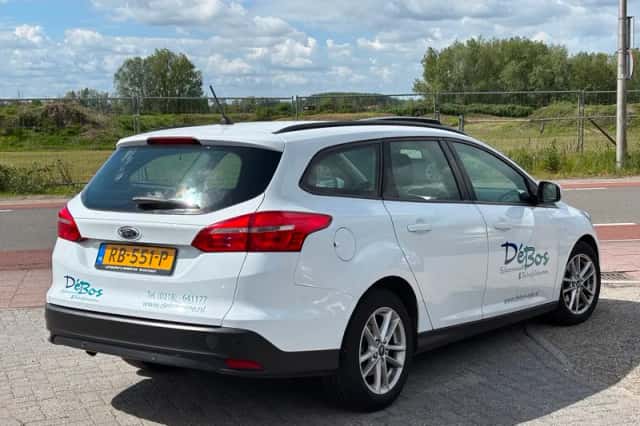 Ford Focus (2017) thumbnail 2