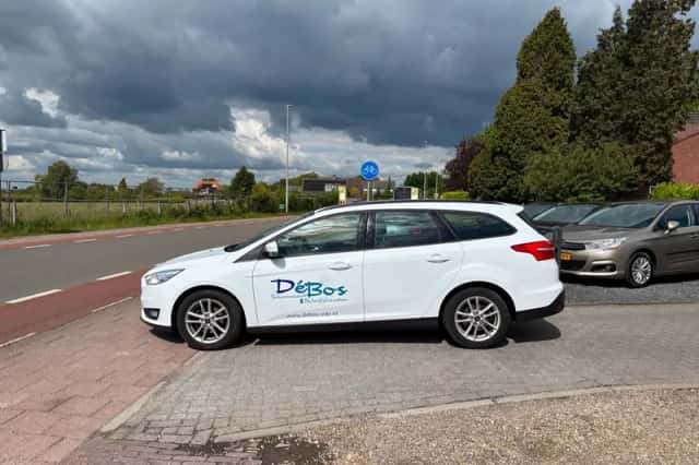 Ford Focus (2017) thumbnail 3