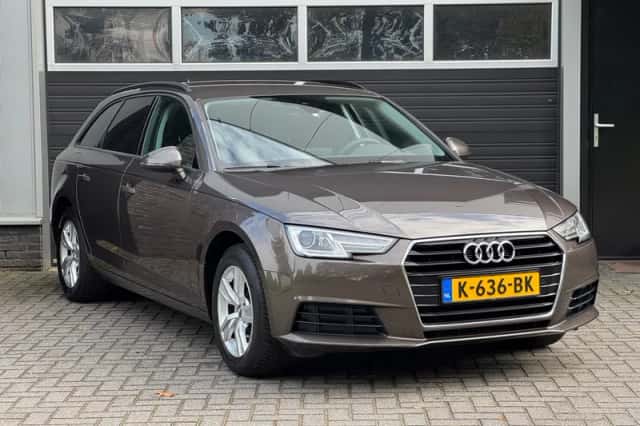 Audi A4 (2016) thumbnail 3