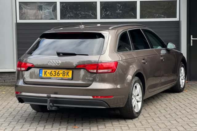 Audi A4 (2016) thumbnail 4