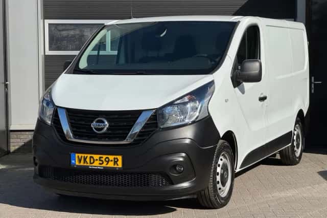 Nissan NV300 (2021) thumbnail 1