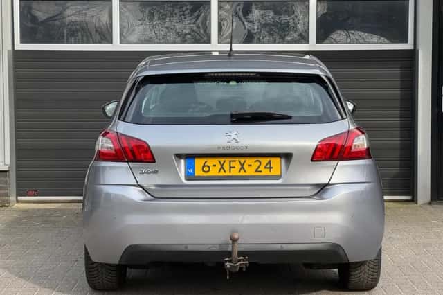 Peugeot 308 (2014) thumbnail 5