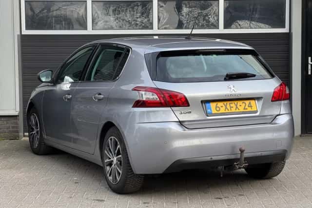 Peugeot 308 (2014) thumbnail 6