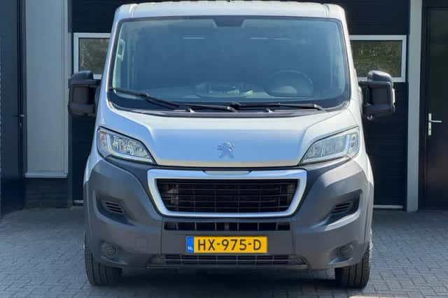 Peugeot Boxer (2016) thumbnail 2