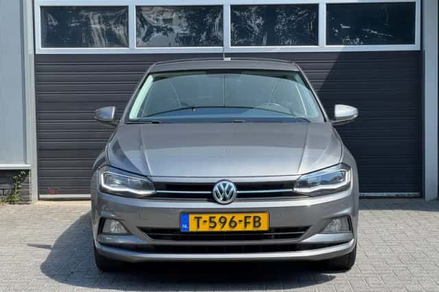 Volkswagen Polo (2019) thumbnail 2