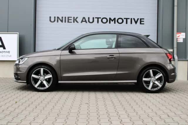 Audi A1 (2016) thumbnail 5