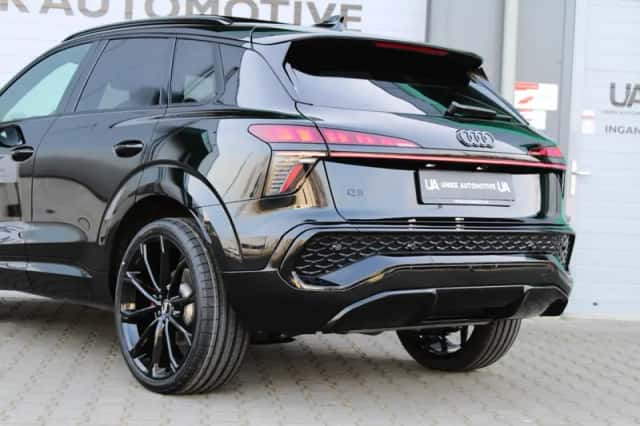 Audi Q3 (2025) thumbnail 4