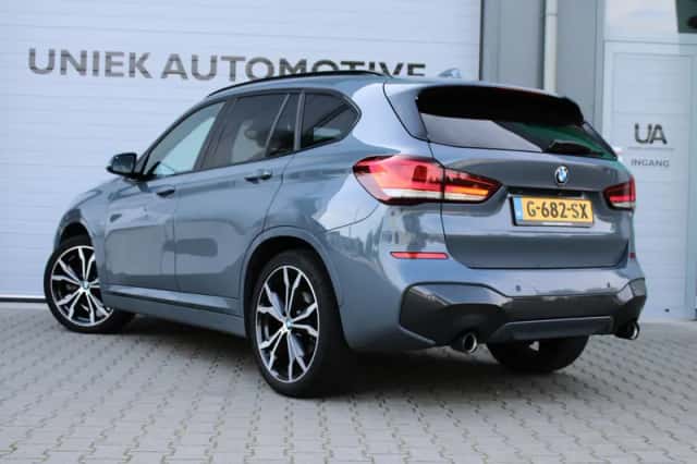 BMW X1 (2019) thumbnail 3
