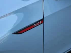 Volkswagen Golf thumbnail 22