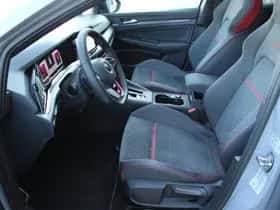 Volkswagen Golf thumbnail 30