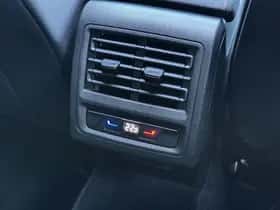 Volkswagen Golf thumbnail 43
