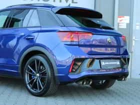 Volkswagen T-Roc thumbnail 4