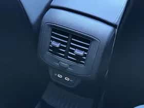Volkswagen T-Roc thumbnail 49