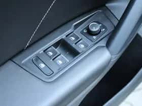 Volkswagen Tiguan thumbnail 32