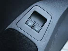 Volkswagen Tiguan thumbnail 33