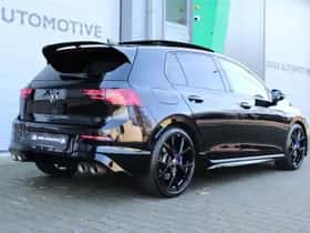 Volkswagen Golf (2023) thumbnail 11