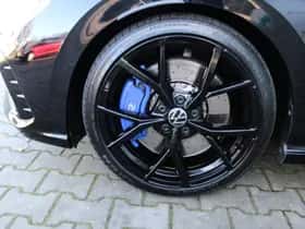 Volkswagen Golf (2023) thumbnail 26