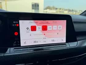 Volkswagen Golf (2023) thumbnail 47