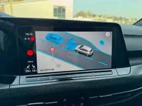 Volkswagen Golf (2023) thumbnail 51