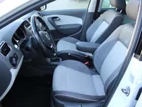 Volkswagen Polo (2017) thumbnail 30