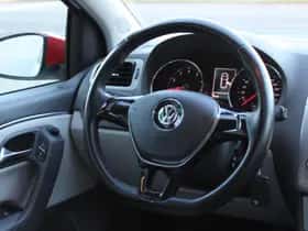 Volkswagen Polo (2017) thumbnail 37