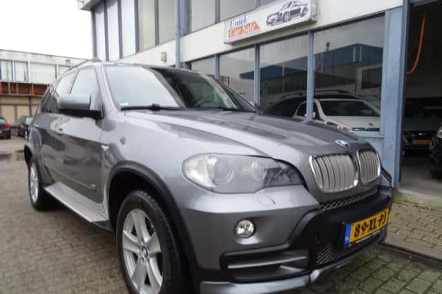 BMW X5 (2007) thumbnail 6