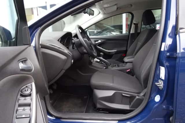 Ford Focus (2013) thumbnail 6