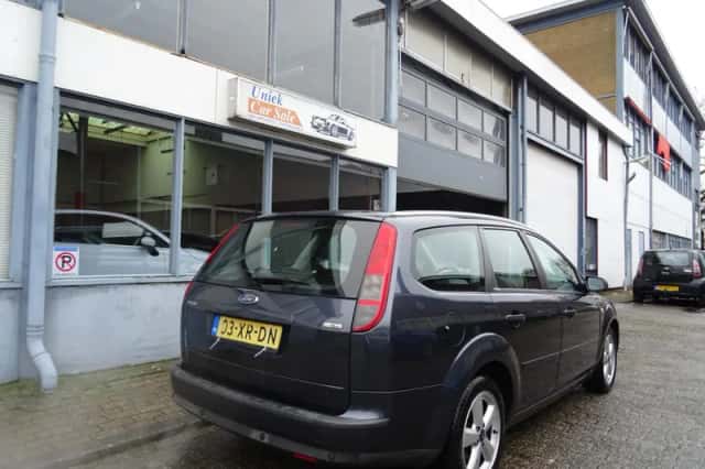 Ford Focus (2007) thumbnail 4