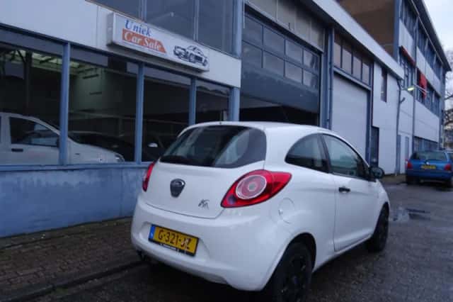 Ford Ka (2012) thumbnail 6