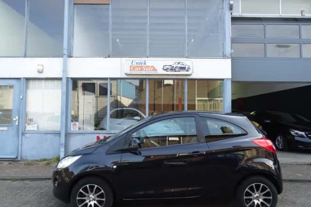 Ford Ka (2011) thumbnail 2