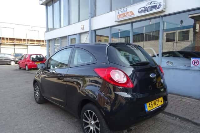 Ford Ka (2011) thumbnail 3