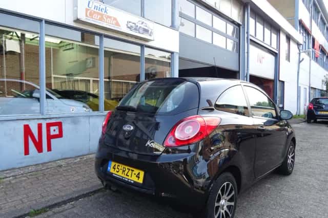 Ford Ka (2011) thumbnail 4