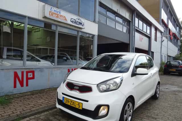 Kia Picanto (2013) thumbnail 1