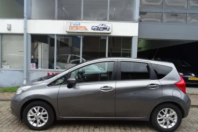 Nissan Note (2015) thumbnail 2