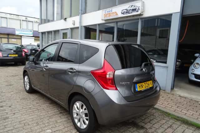 Nissan Note (2015) thumbnail 3