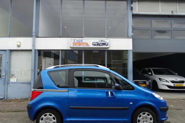 Peugeot 1007 (2007) thumbnail 5