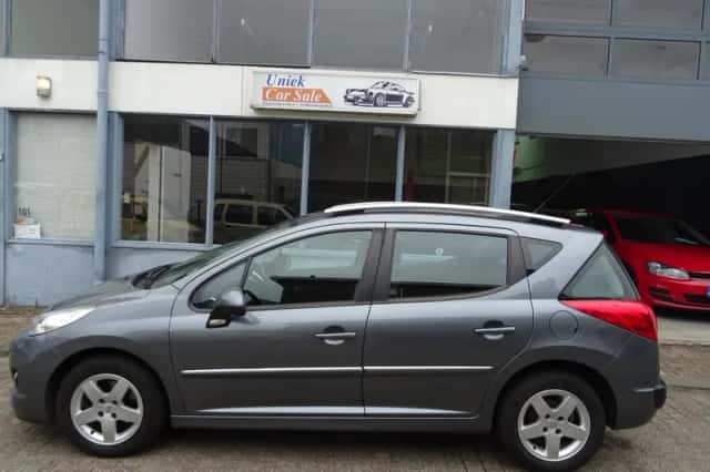 Peugeot 207 (2010) thumbnail 2