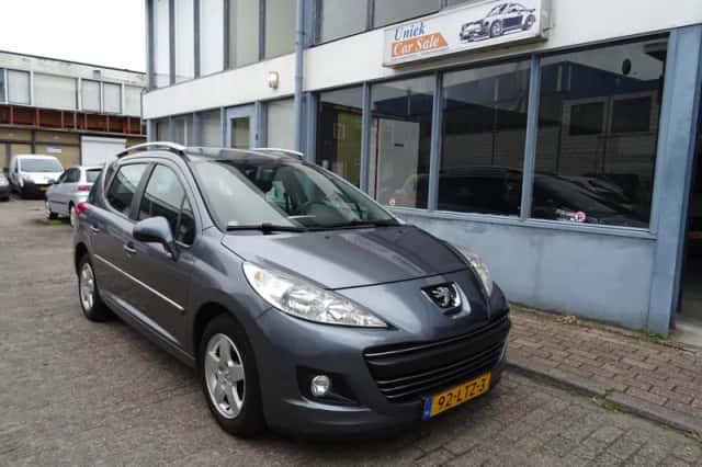 Peugeot 207 (2010) thumbnail 6