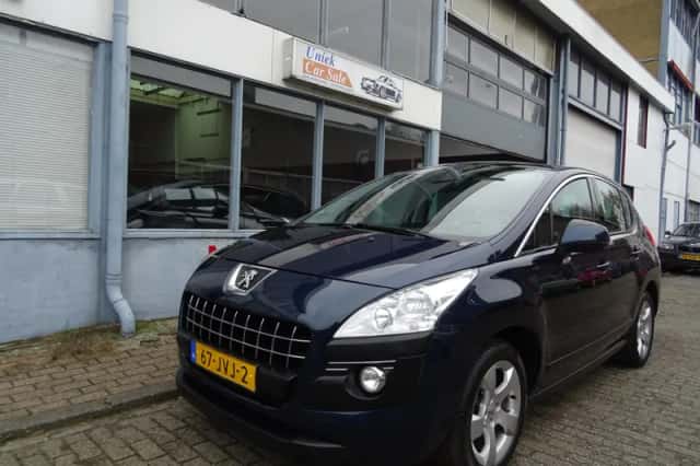Peugeot 3008 (2009) thumbnail 1