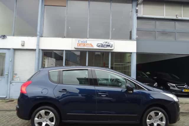 Peugeot 3008 (2009) thumbnail 5
