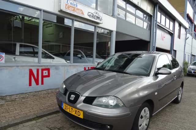 SEAT Ibiza (2003) thumbnail 1