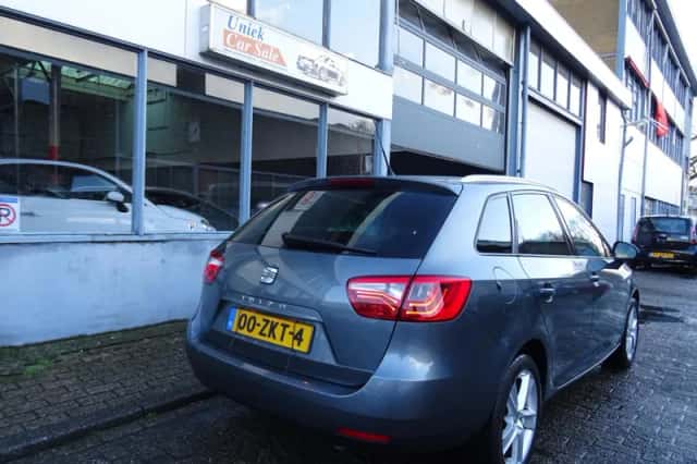 SEAT Ibiza (2013) thumbnail 4