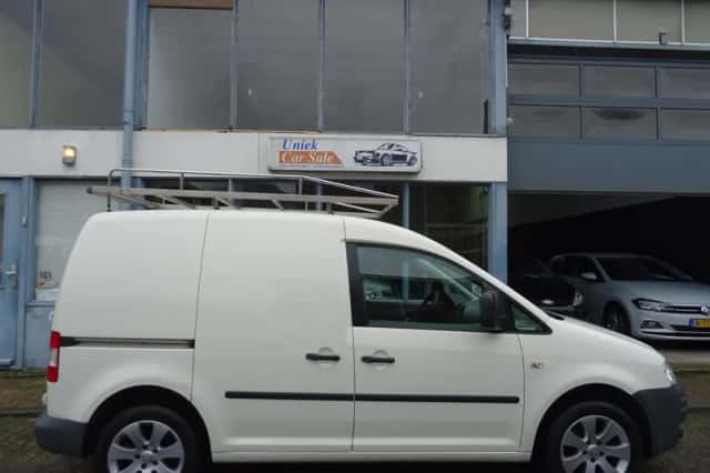 Volkswagen Caddy (2008) thumbnail 5
