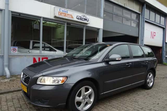 Volvo V50 (2011) thumbnail 1