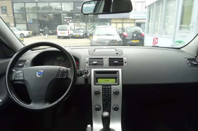 Volvo V50 (2011) thumbnail 3
