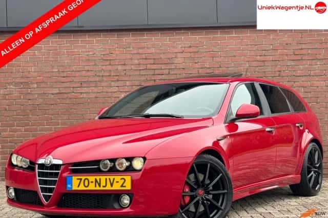 Alfa Romeo 159 (2010) thumbnail 2